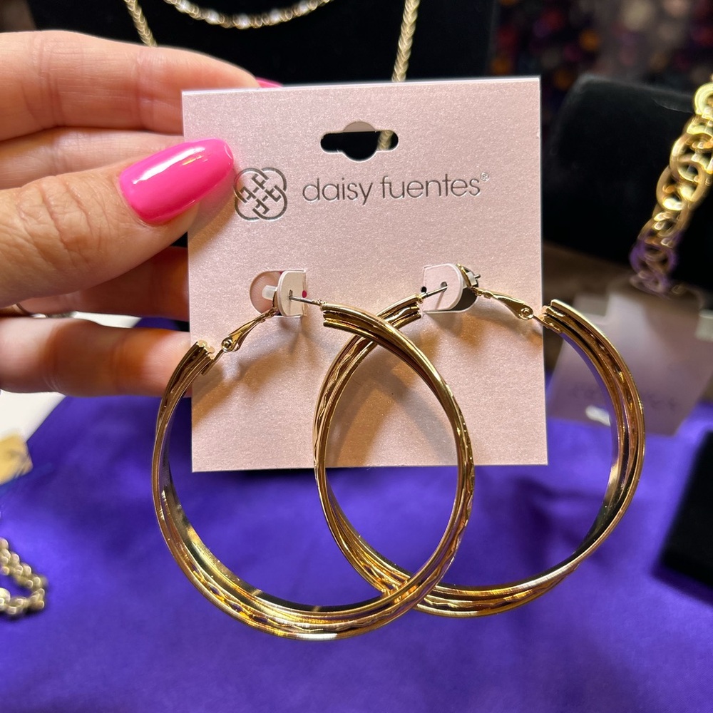 Daisy Fuentes Shiny Gold Hoop Earrings